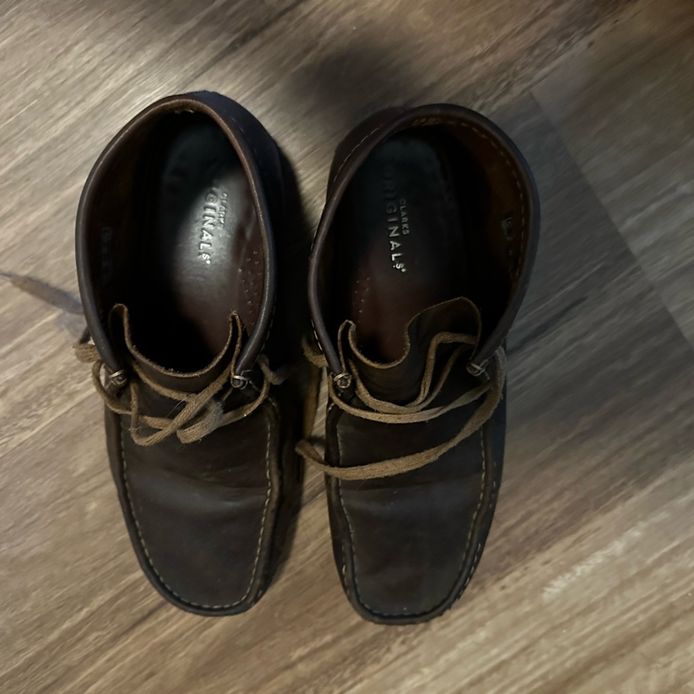 Clarks Original Brown Leather Shoes boots